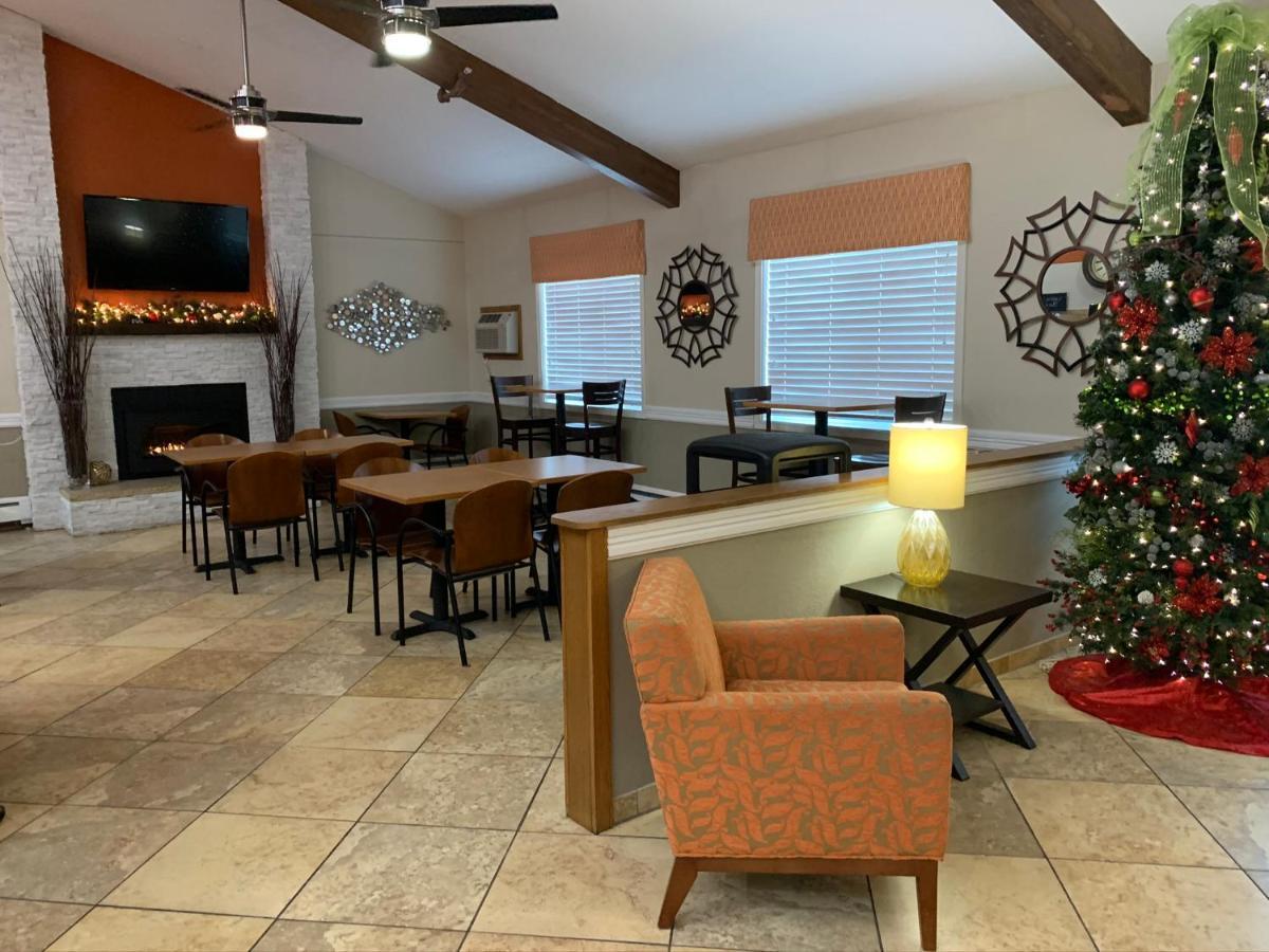 Nichols Inn & Suites Hastings Esterno foto