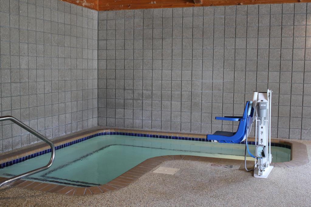 Nichols Inn & Suites Hastings Esterno foto